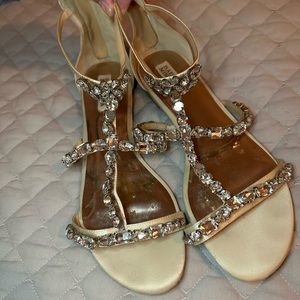Badgley Mischka beautiful sandals.